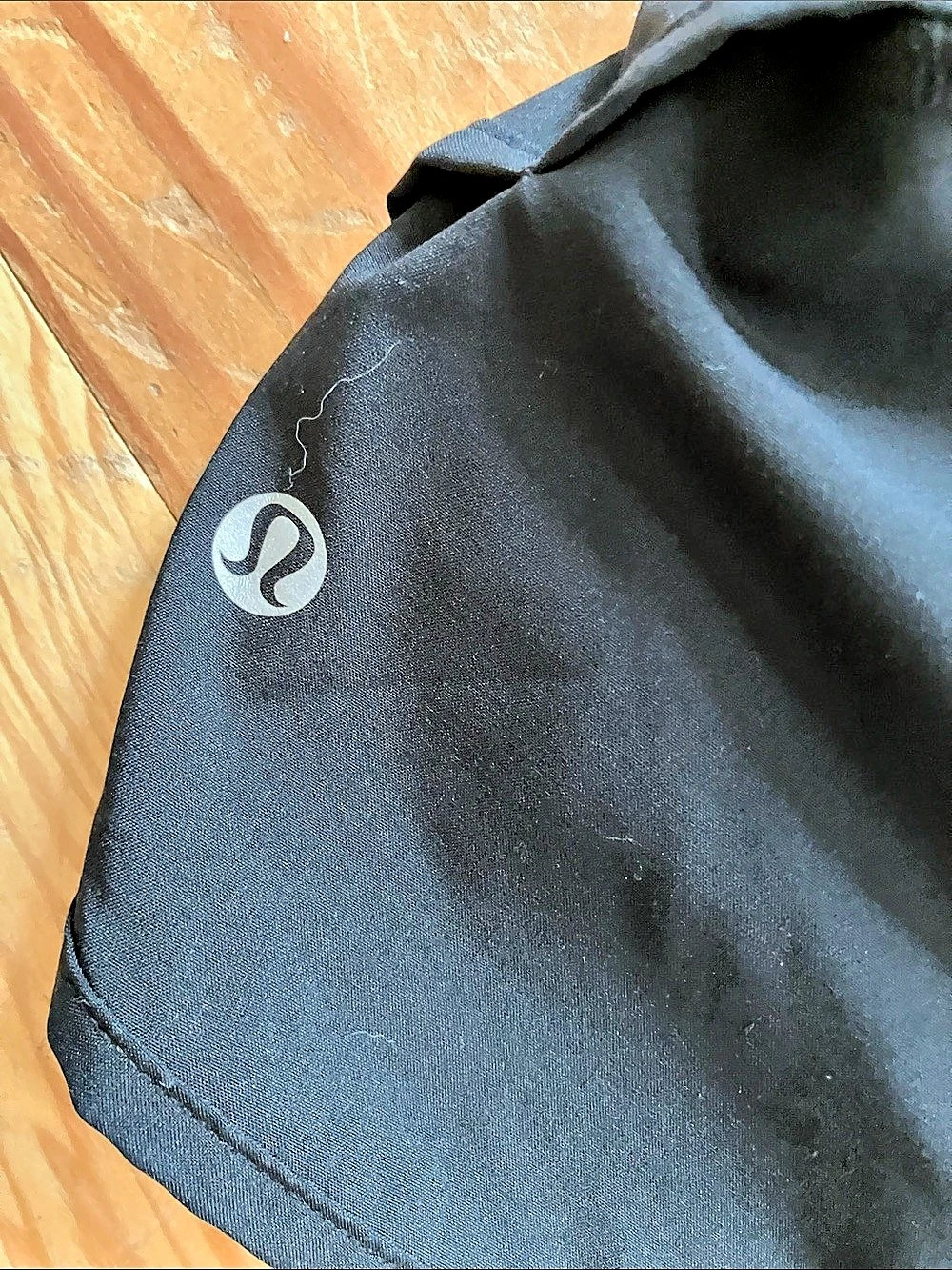 lululemon Speed Up Mid-Rise Lined Short 4" Black Size 6 - Picture 4 of 4